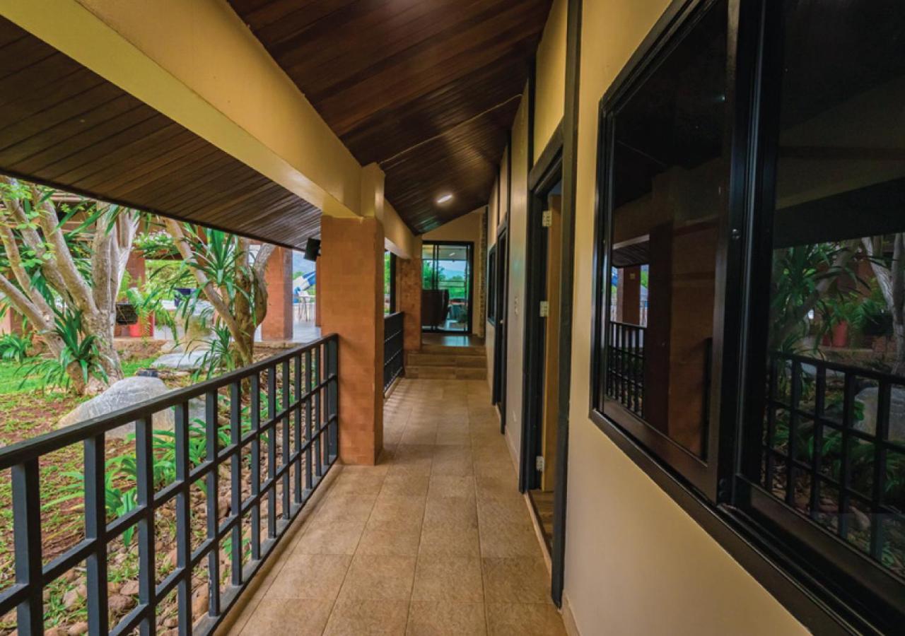 Khaoyai Valley 3 บ้านพักเขาใหญ่วัลเล่ย์3 Mu Si Luaran gambar